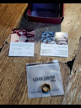 Louise Carter Gold "Spins Love Ring"